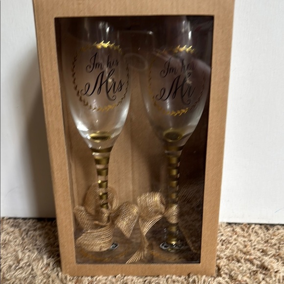 Mud Pie Gold and Clear champagne wedding Glass Set - Picture 1 of 3